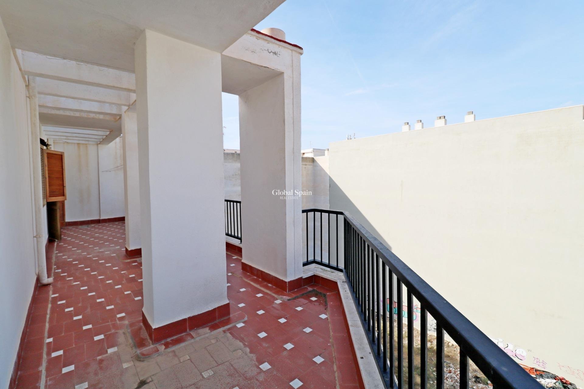 Venta - ÁTICO -
TORREVIEJA - Habaneras