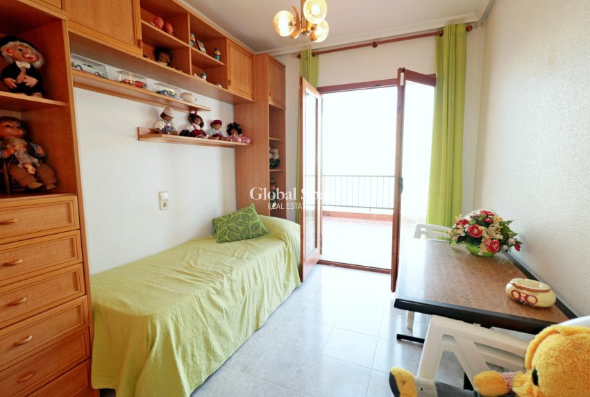 Venta - ÁTICO -
TORREVIEJA - Habaneras