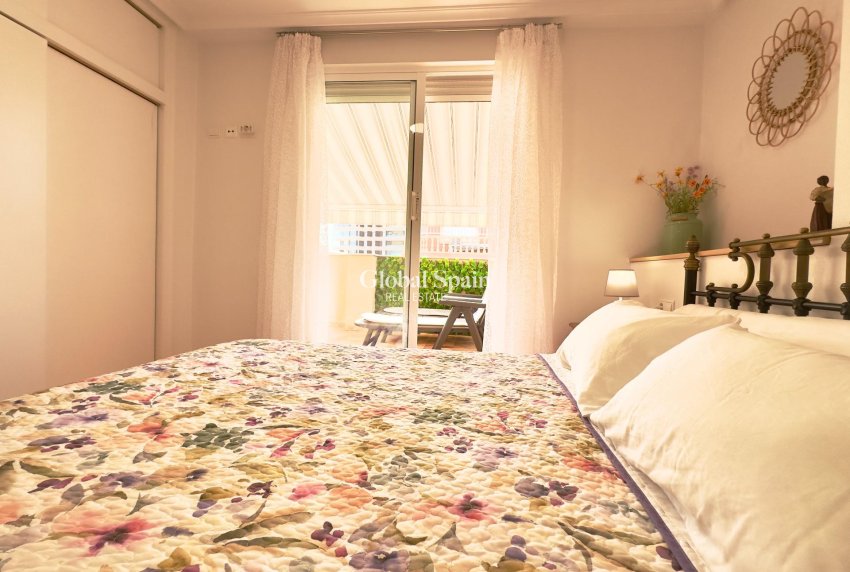 Venta - ÁTICO -
TORREVIEJA - La Mata pueblo