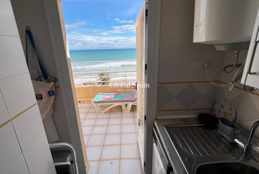 Venta - ÁTICO -
TORREVIEJA - La Mata pueblo