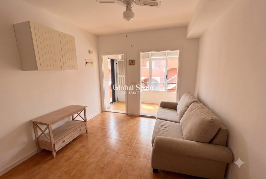 Venta - ÁTICO -
TORREVIEJA - La Mata pueblo