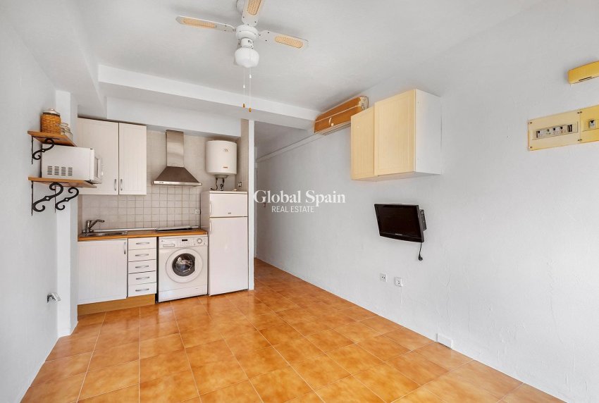 Venta - ÁTICO -
TORREVIEJA - La Mata pueblo