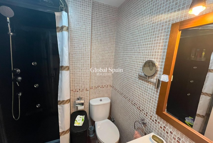 Venta - ÁTICO -
TORREVIEJA - La Mata pueblo