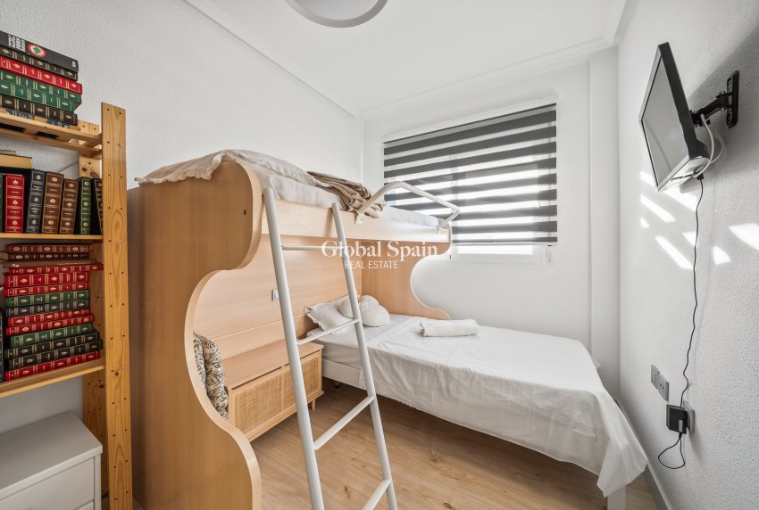 Venta - Ático -
TORREVIEJA - La Mata