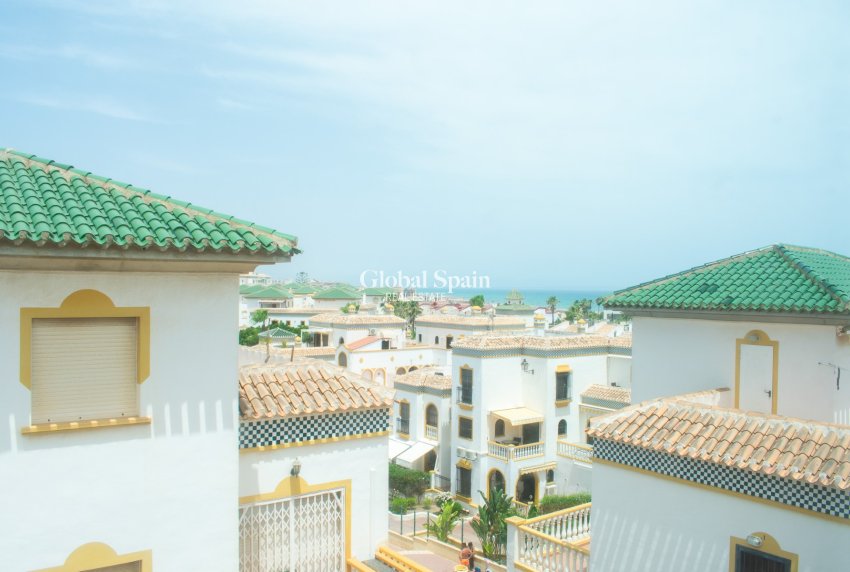 Venta - Atico -
TORREVIEJA - La Mata