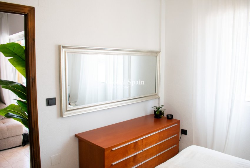 Venta - ÁTICO -
TORREVIEJA - La Mata