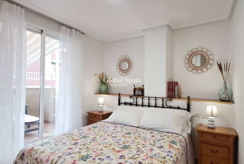 Venta - ÁTICO -
TORREVIEJA - La Mata
