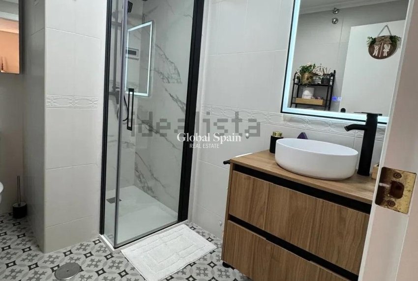 Venta - ÁTICO -
TORREVIEJA - La Mata