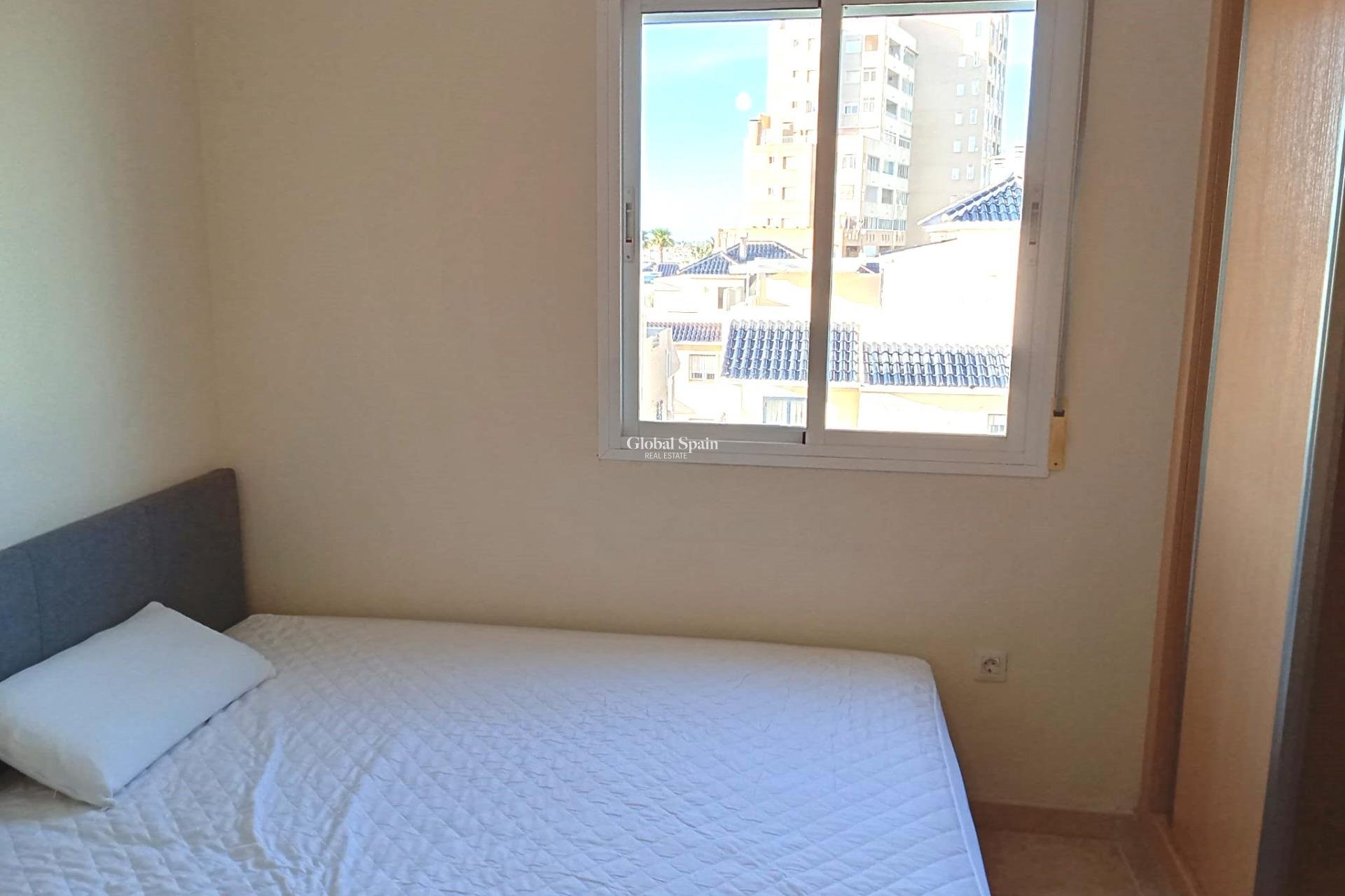 Venta - ÁTICO -
TORREVIEJA - La Veleta