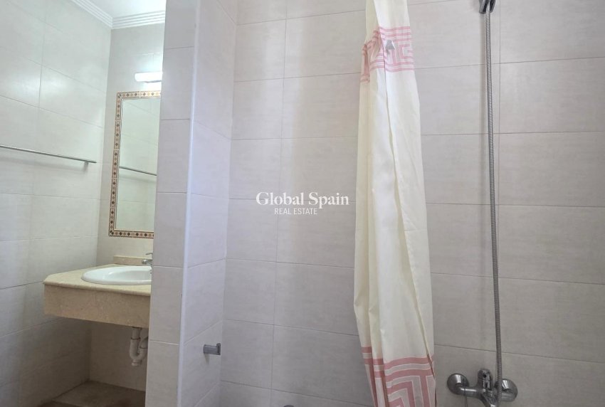 Venta - ÁTICO -
TORREVIEJA - La Veleta