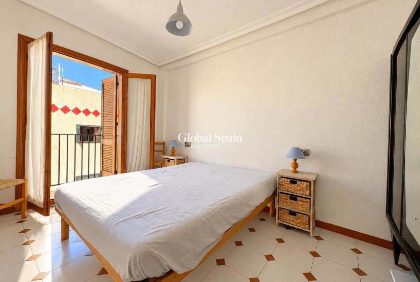 Venta - ÁTICO -
TORREVIEJA - Los Europeos