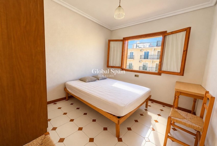 Venta - ÁTICO -
TORREVIEJA - Los Europeos
