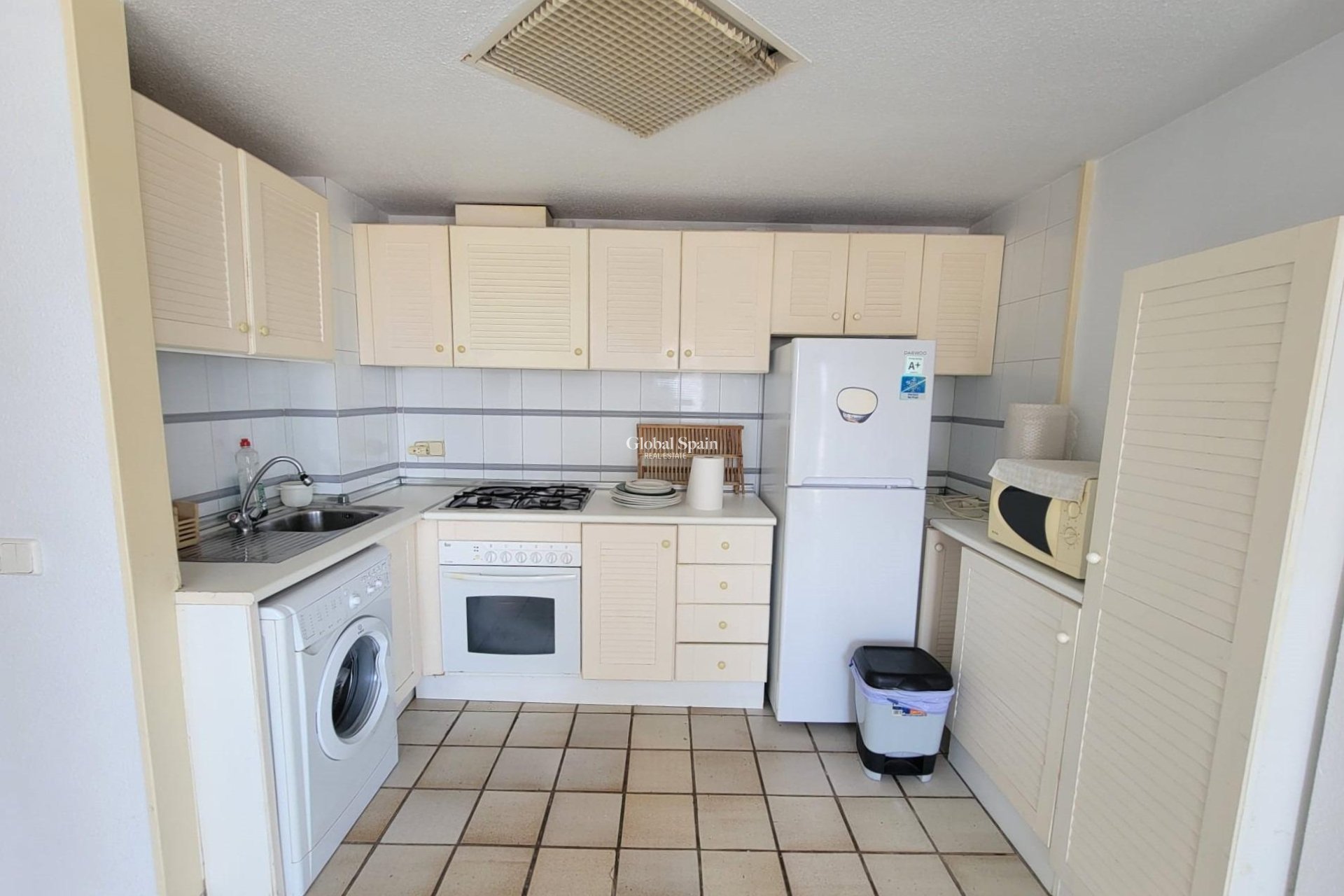 Venta - ÁTICO -
TORREVIEJA - Playa De La Mata