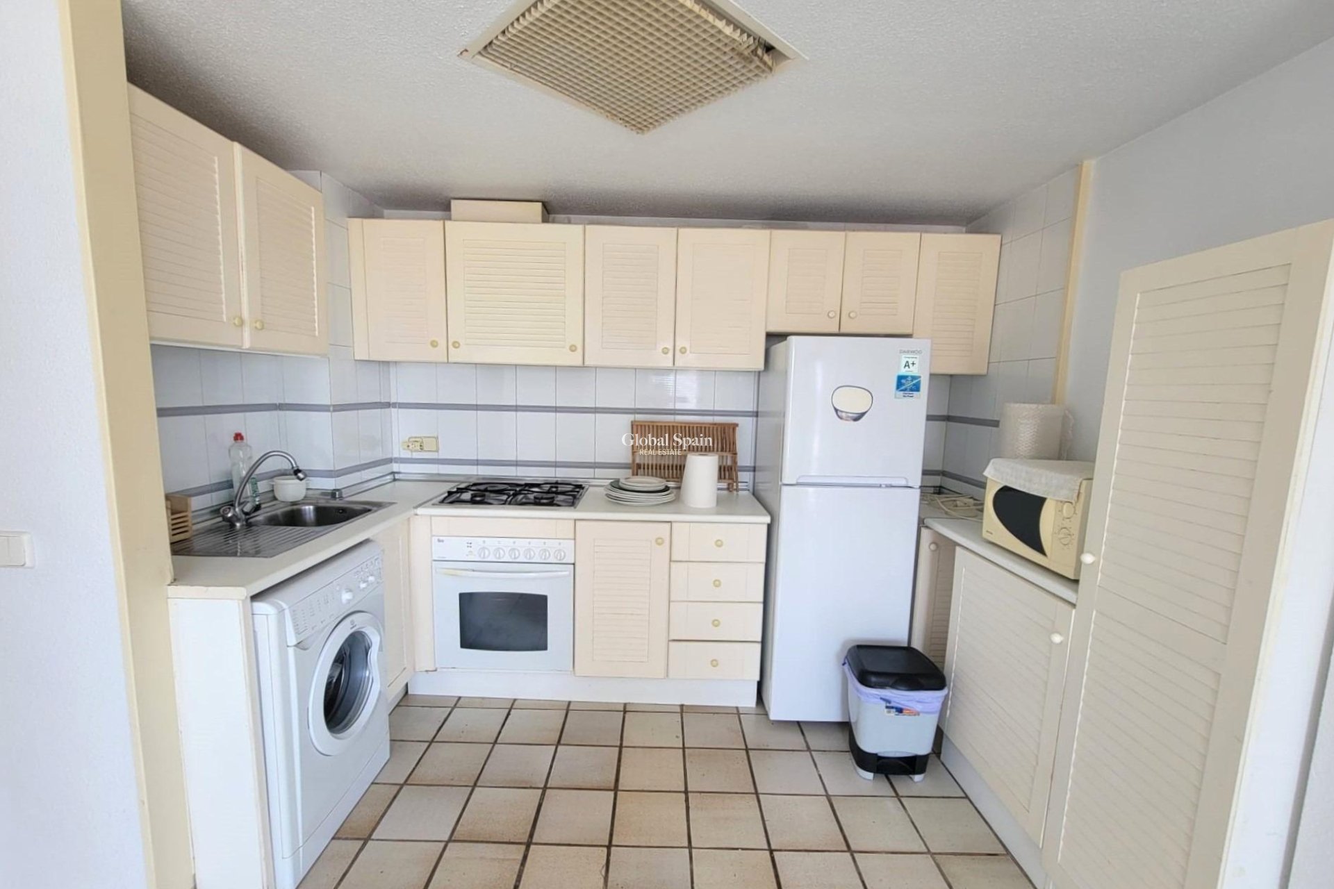 Venta - ÁTICO -
TORREVIEJA - Playa De La Mata