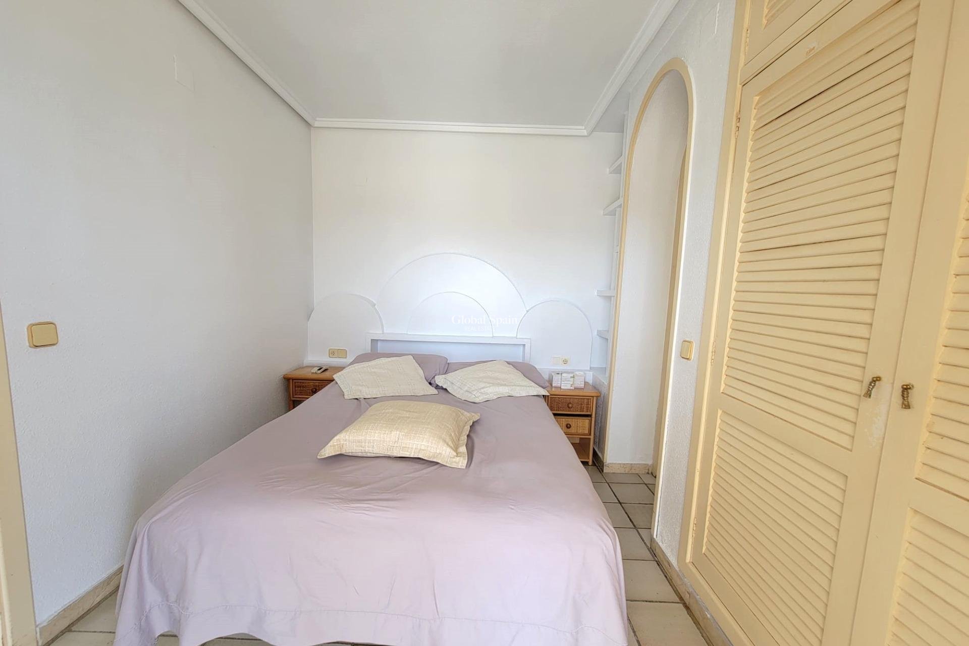 Venta - ÁTICO -
TORREVIEJA - Playa De La Mata