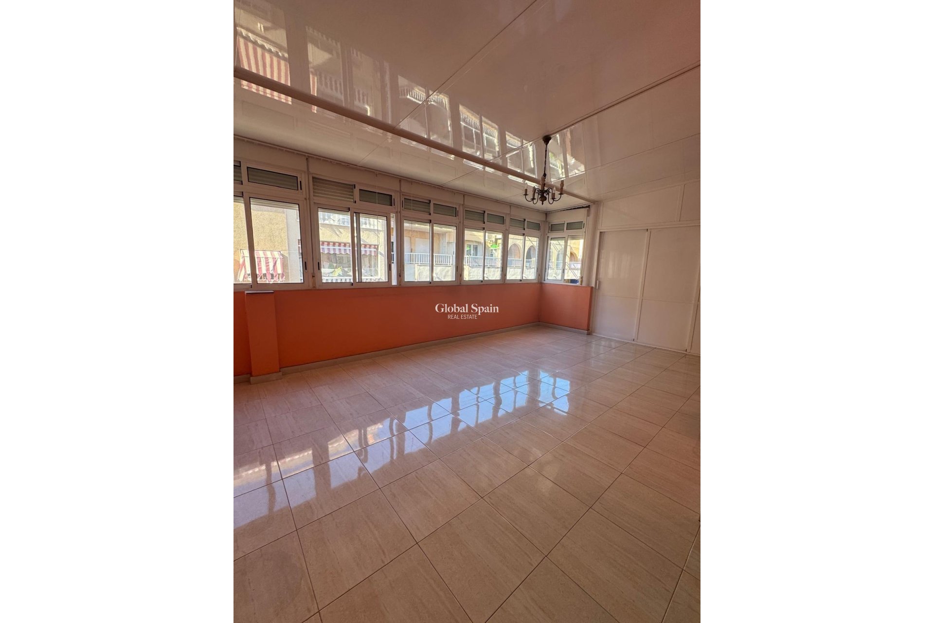 Venta - ÁTICO -
TORREVIEJA - Playa de los Locos