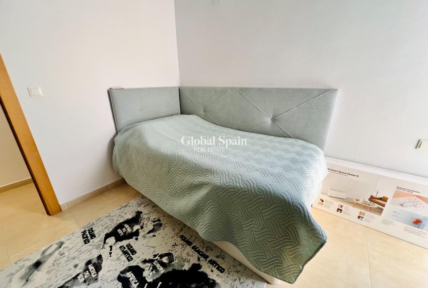 Venta - ÁTICO -
TORREVIEJA - Playa de los Locos