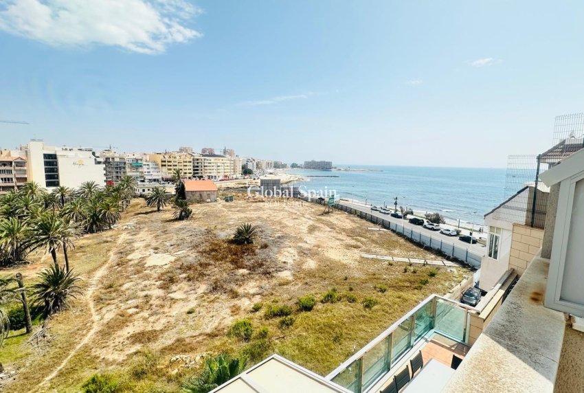 Venta - ÁTICO -
TORREVIEJA - Playa del Cura