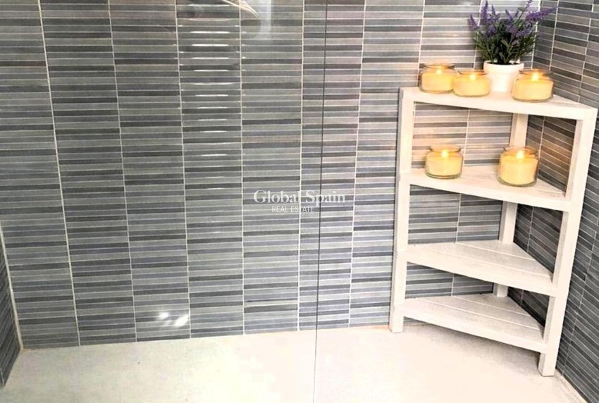 Venta - ÁTICO -
TORREVIEJA - Playa del Cura