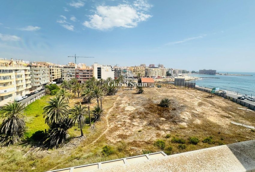 Venta - ÁTICO -
TORREVIEJA - Playa del Cura