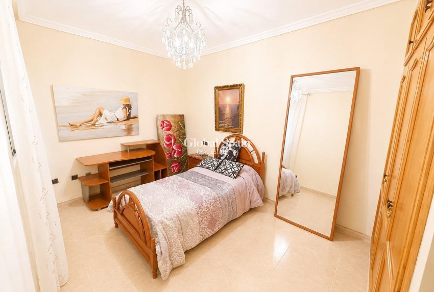 Venta - ÁTICO -
TORREVIEJA - Playa del cura