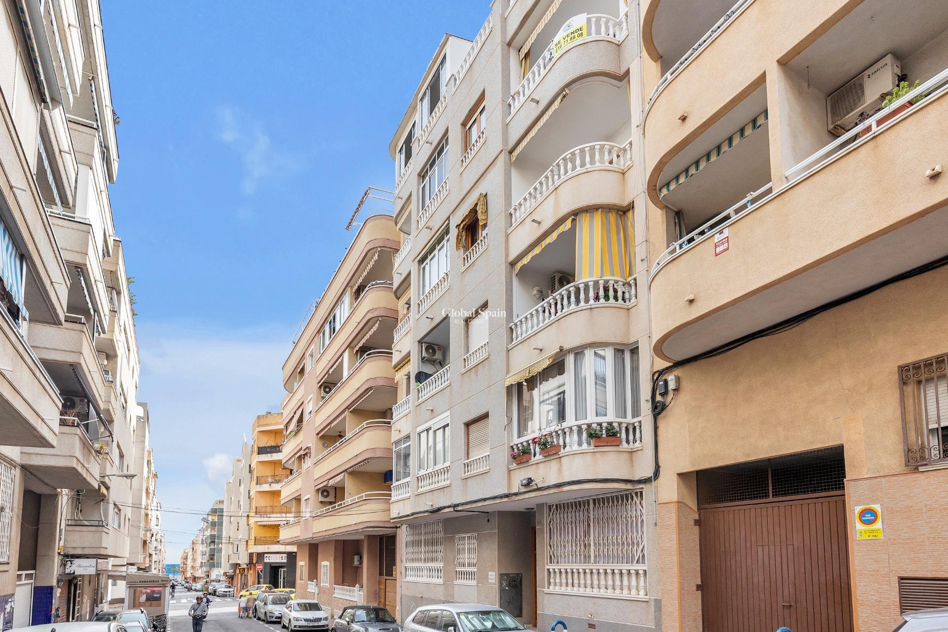 Venta - ÁTICO -
TORREVIEJA - Playa del cura