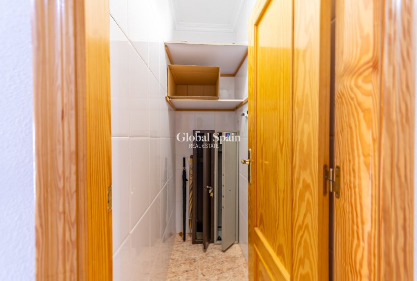 Venta - Ático -
TORREVIEJA - Puerto