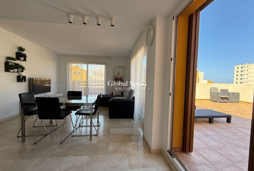 Venta - Atico -
TORREVIEJA - Punta Prima