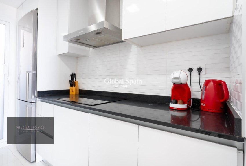 Venta - ÁTICO -
TORREVIEJA - Punta Prima