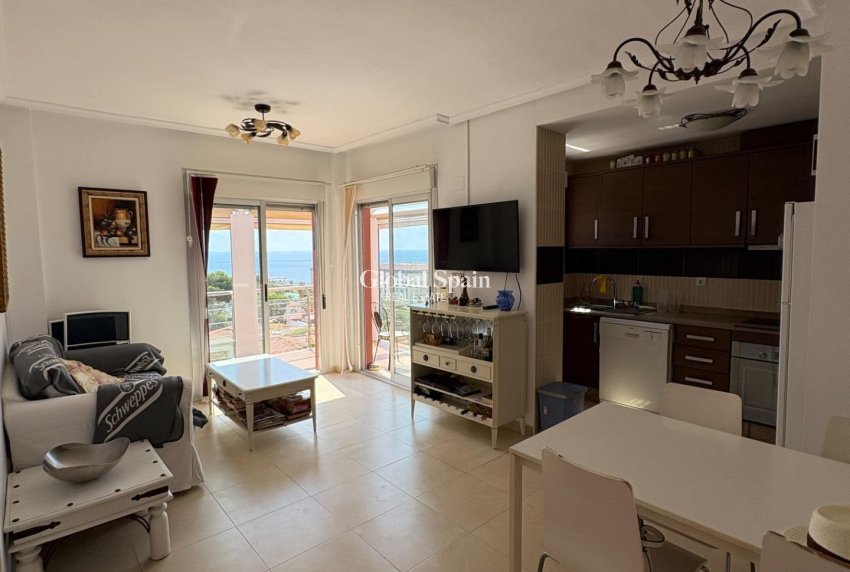 Venta - ÁTICO -
TORREVIEJA - Punta Prima