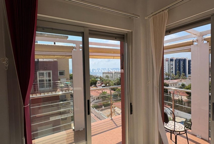 Venta - ÁTICO -
TORREVIEJA - Punta Prima