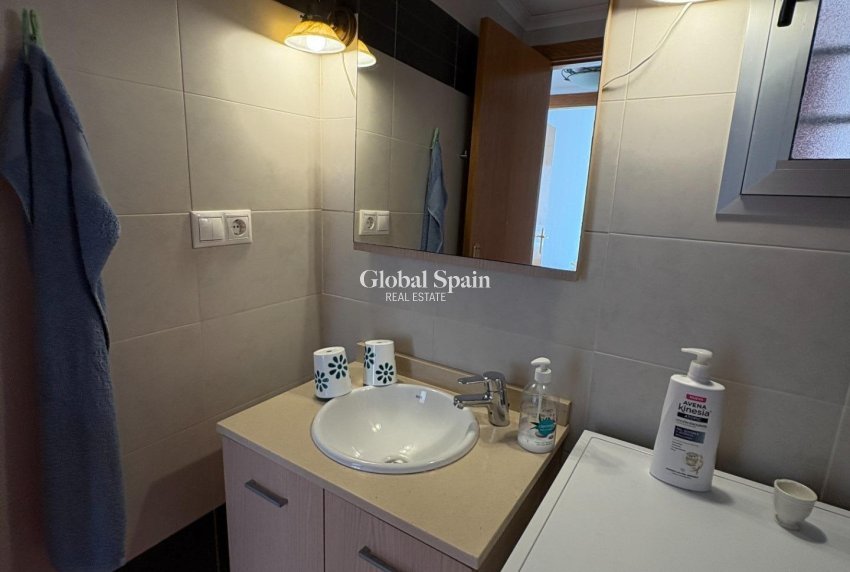 Venta - ÁTICO -
TORREVIEJA - Punta Prima