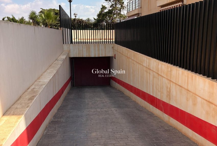 Venta - ÁTICO -
TORREVIEJA - Punta Prima