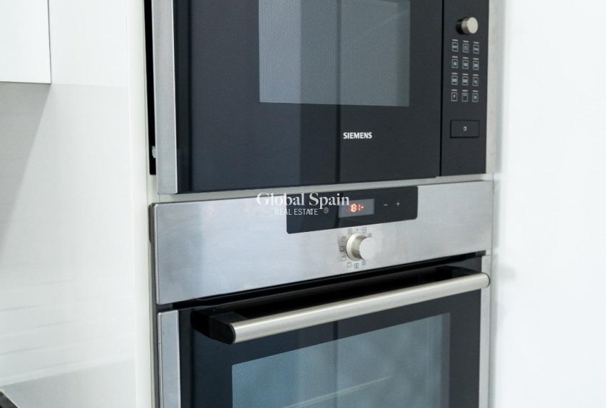 Venta - ÁTICO -
TORREVIEJA - Punta Prima