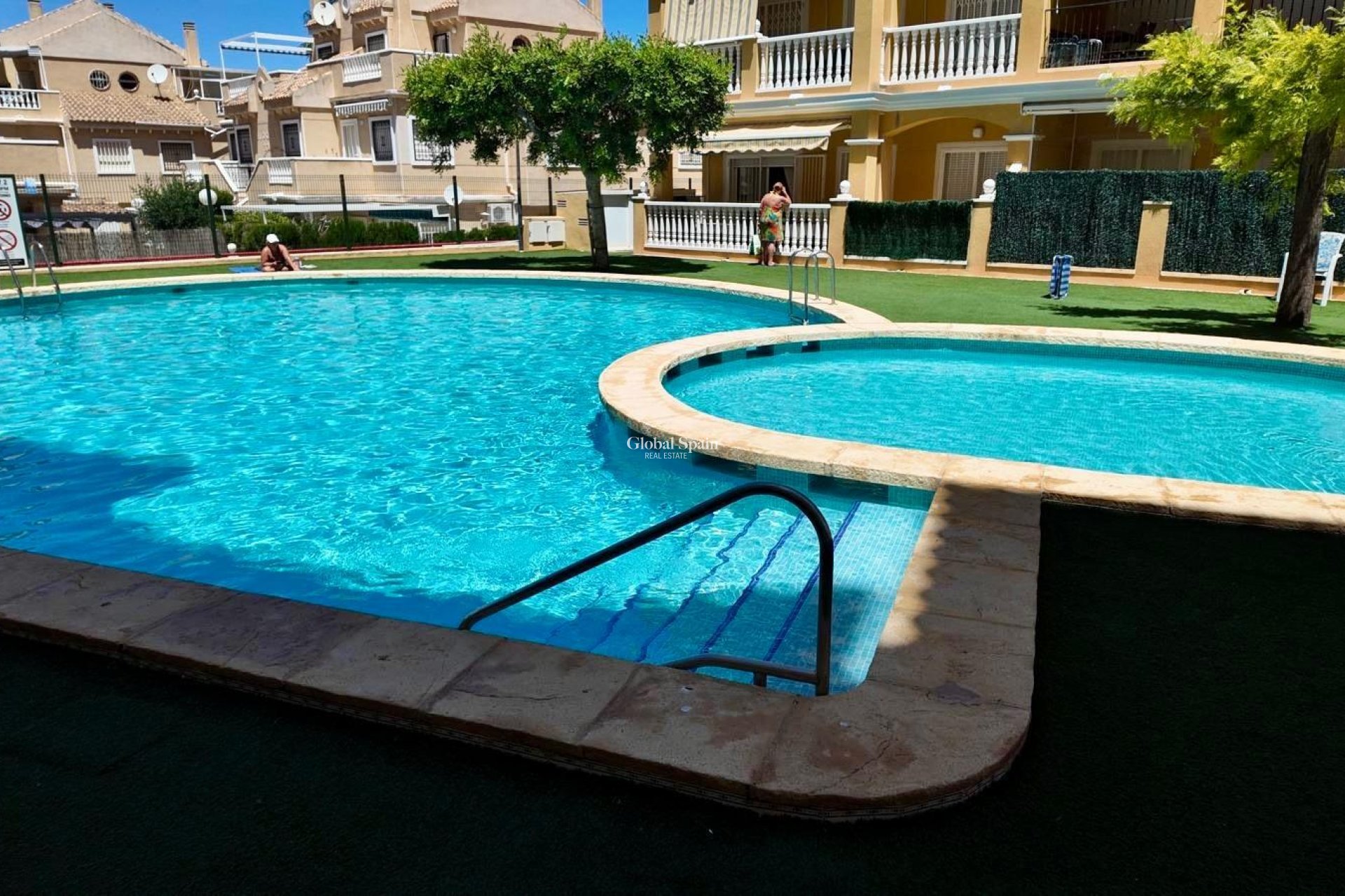 Venta - ÁTICO -
TORREVIEJA - Torreblanca