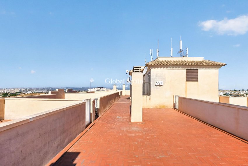Venta - ÁTICO -
TORREVIEJA - Torreblanca