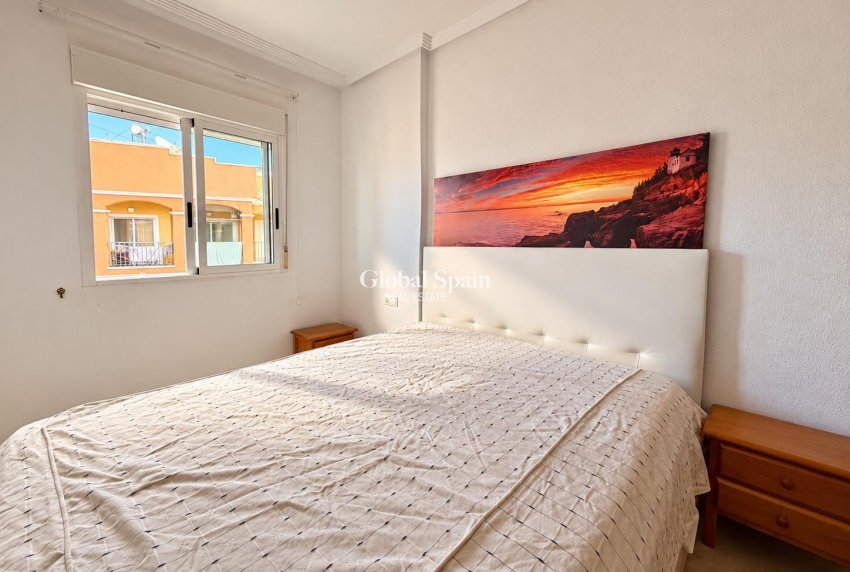 Venta - ÁTICO -
TORREVIEJA - Torreblanca