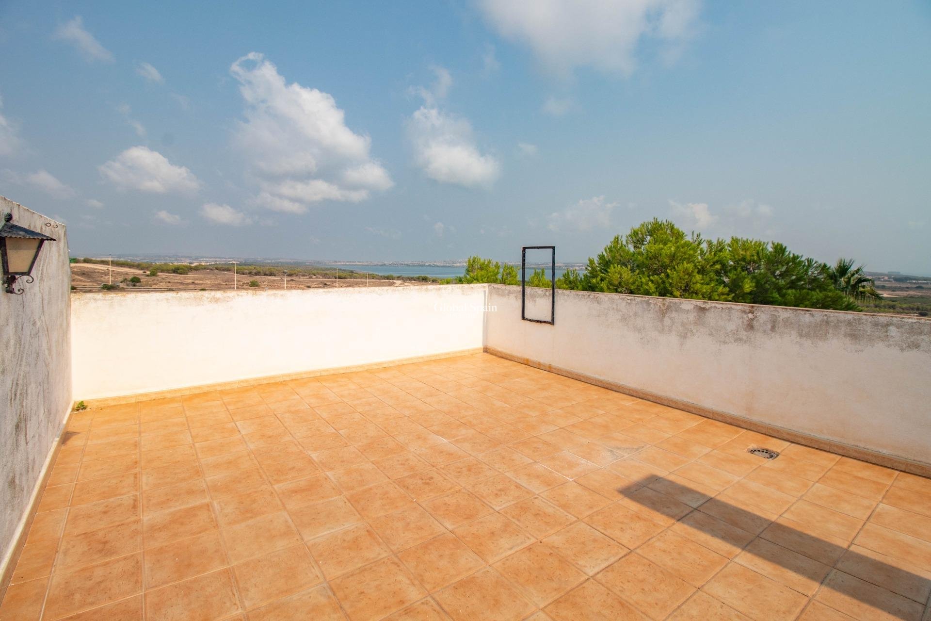 Venta - Atico -
TORREVIEJA - Torreblanca