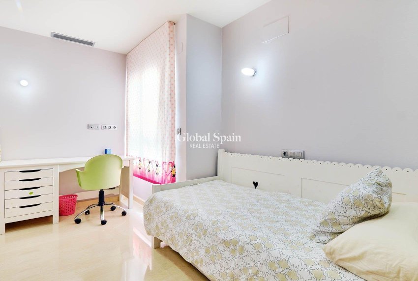 Venta - ÁTICO -
TORREVIEJA - Torrevieja