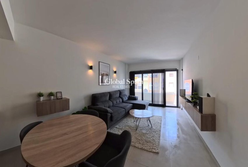 Venta - ÁTICO -
TORREVIEJA - Torrevieja