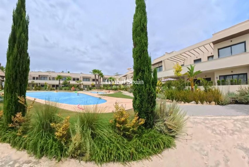 Venta - ÁTICO -
TORREVIEJA - Torrevieja