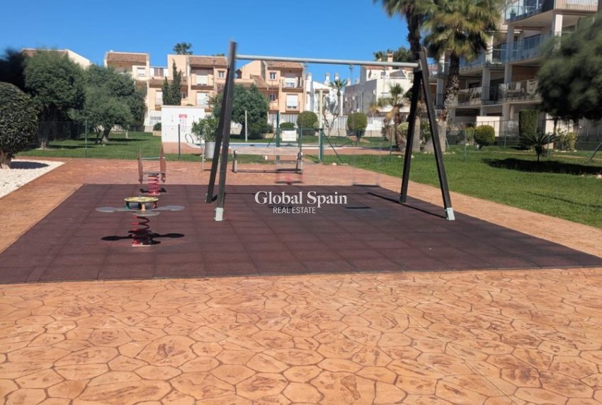 Venta - ÁTICO -
VILLAMARTÍN - Costa Blanca