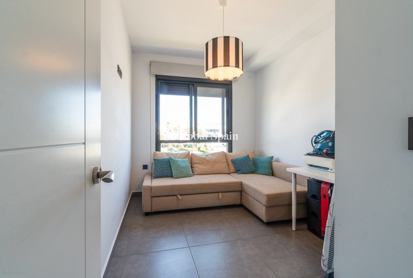 Venta - ÁTICO -
VILLAMARTÍN - Costa Blanca