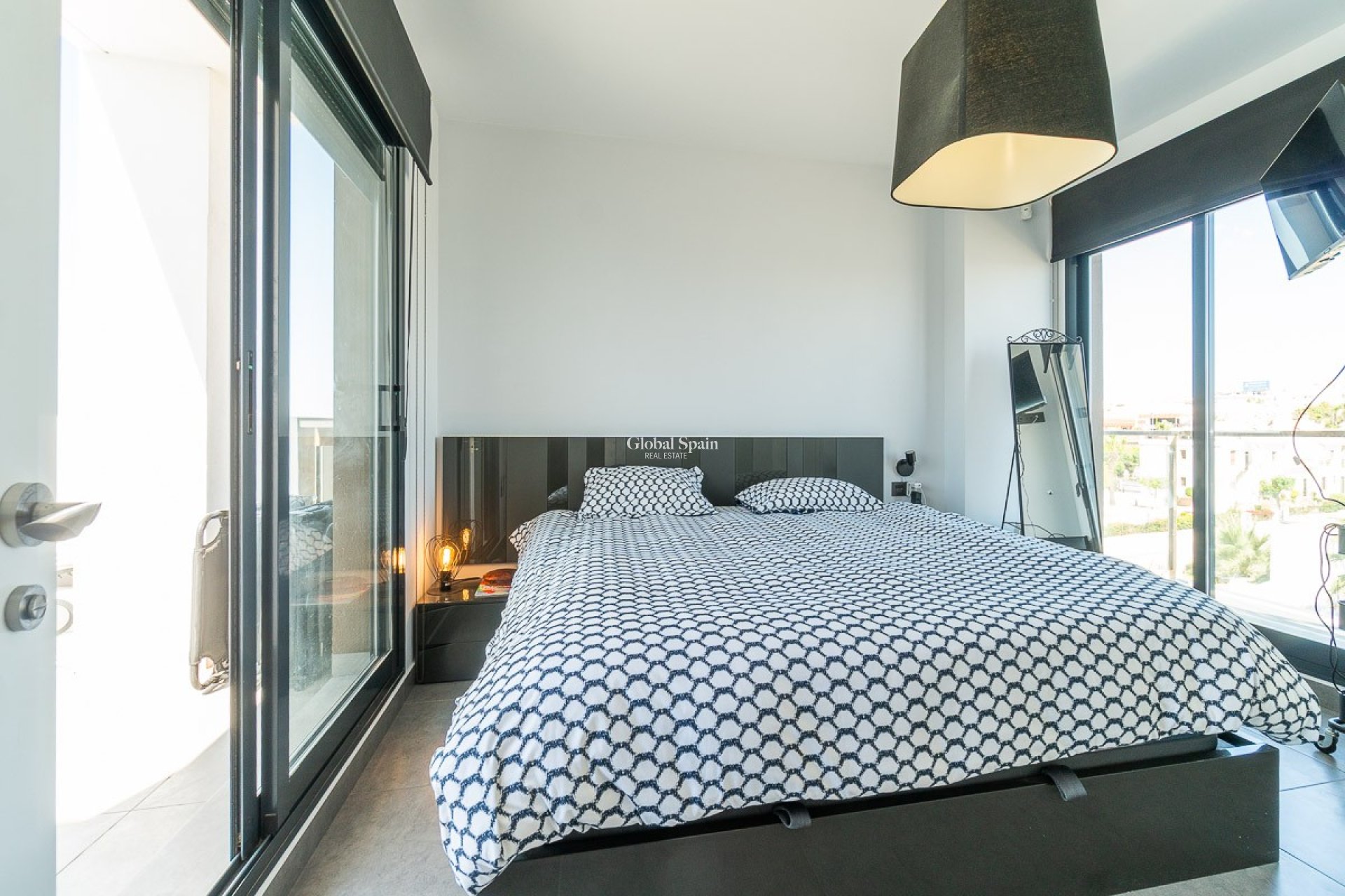Venta - ÁTICO -
VILLAMARTÍN - Costa Blanca