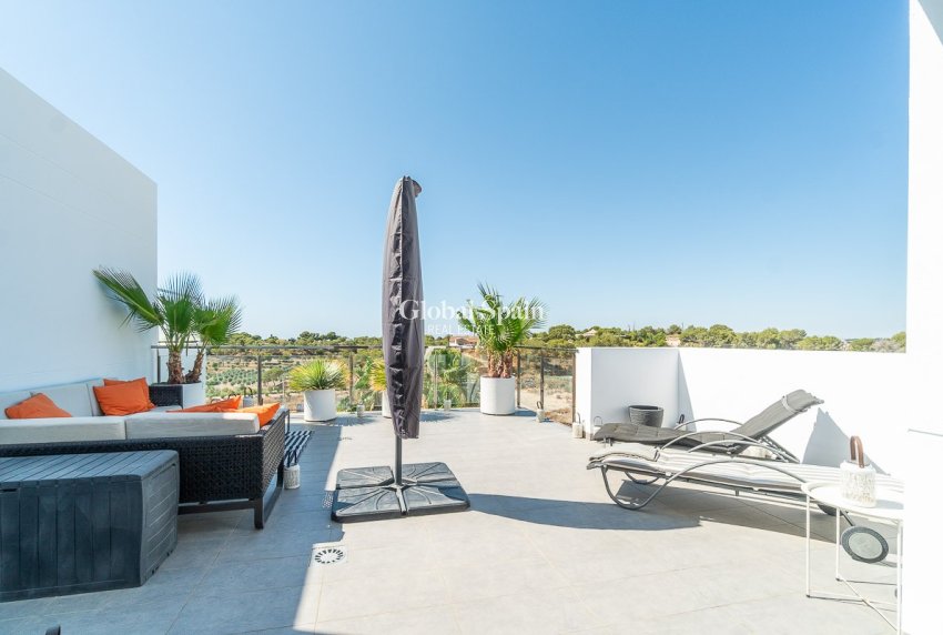 Venta - ÁTICO -
VILLAMARTÍN - Costa Blanca