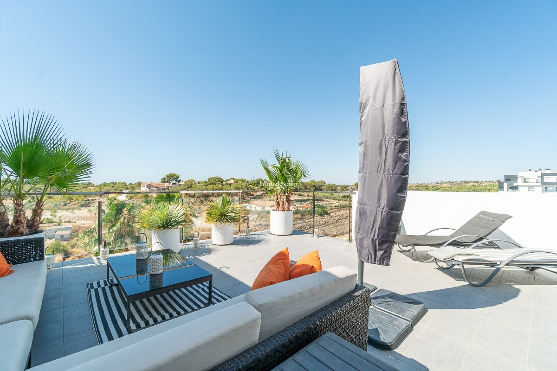 Venta - ÁTICO -
VILLAMARTÍN - Costa Blanca