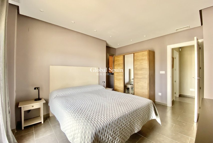 Venta - ÁTICO -
VILLAMARTÍN - LOS DOLSES