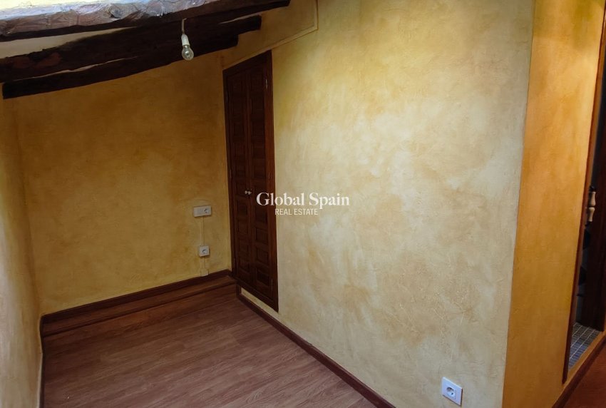 Venta - CASA -
ABANILLA - Inland