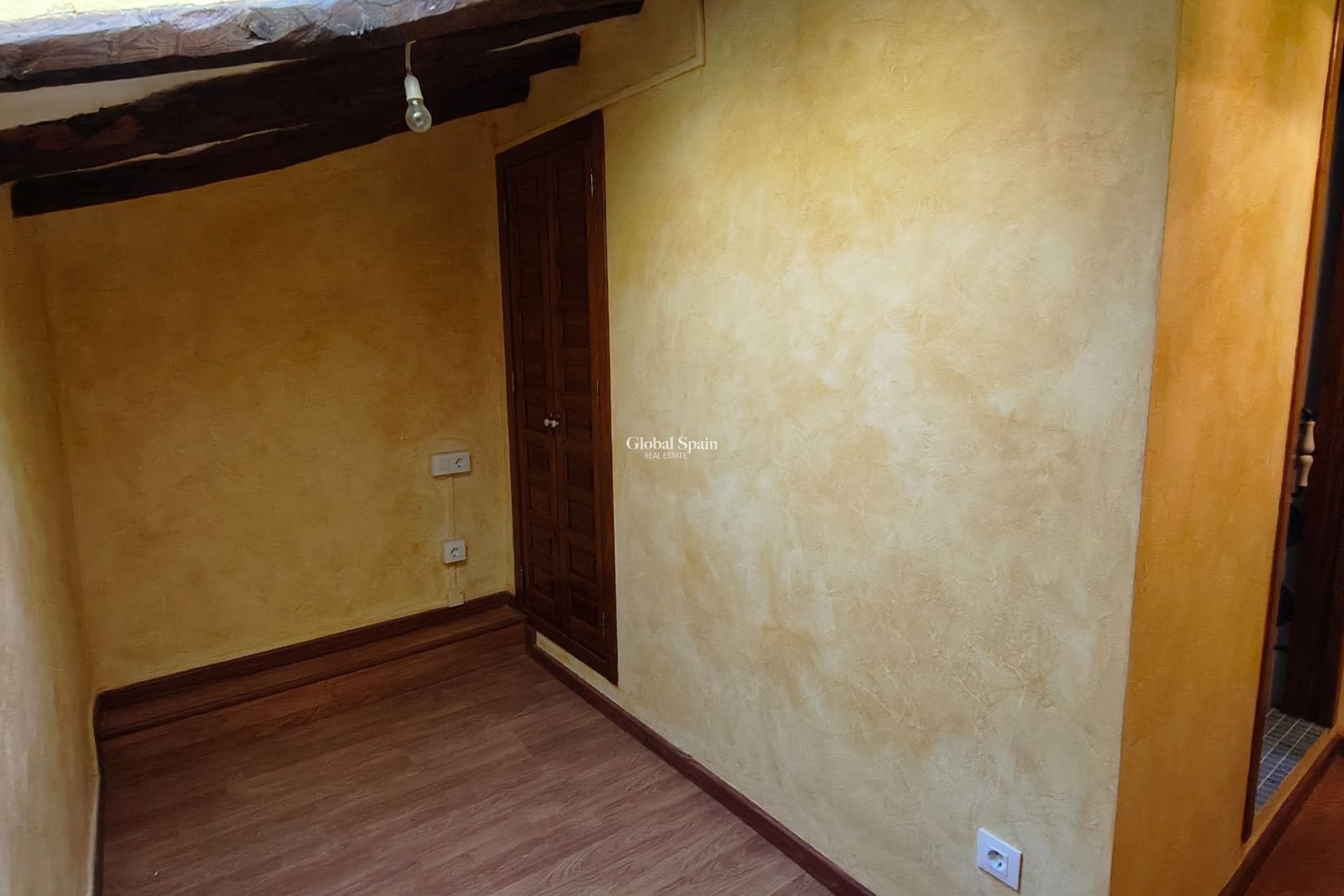 Venta - CASA -
ABANILLA - Inland