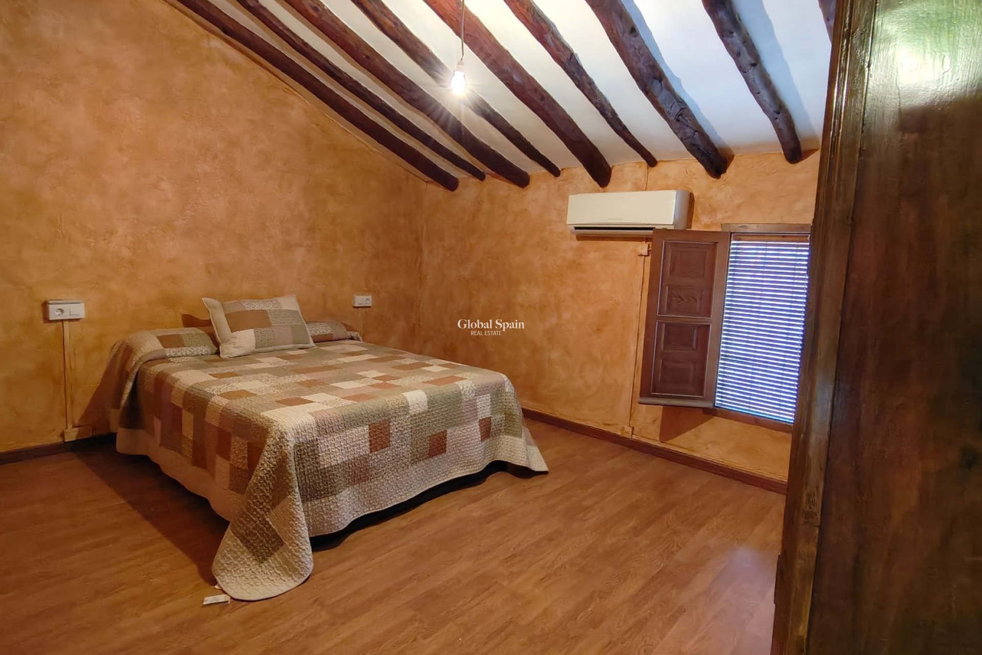 Venta - CASA -
ABANILLA - Inland